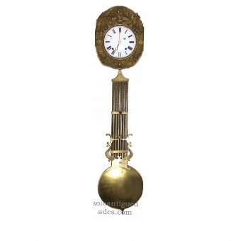 Watch Type Morez. Representation basket with fruits