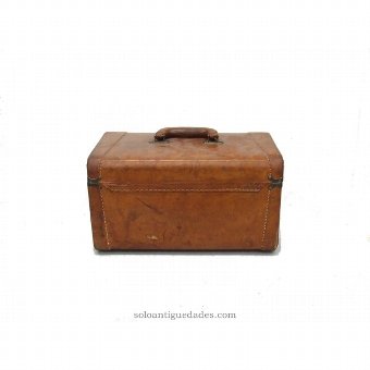 Antique Rigid leather suitcase. Acronyms SSG