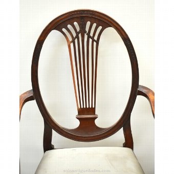 Antique Old Hepplewhite style chair
