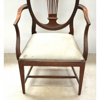 Antique Old Hepplewhite style chair