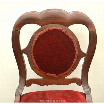 Antique Elegant Elizabethan chair