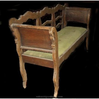 Antique Old Queen Anne style bench