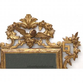 Antique French neoclassical mirror with large acanthus leaves avolutradas
