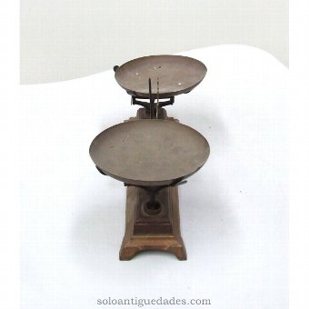 Antique Iron and wood Scale