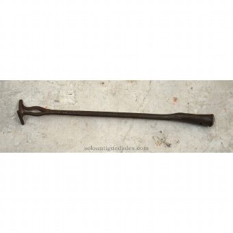 Antique Livestock iron with T-shaped end