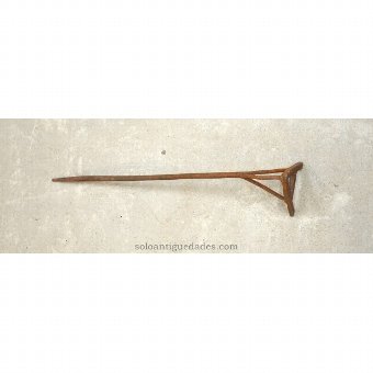 Antique Livestock with iron rod 61 cm with A-shaped end