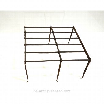 Antique Grating