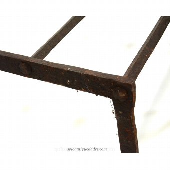 Antique Grating