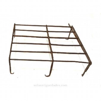 Antique Grating