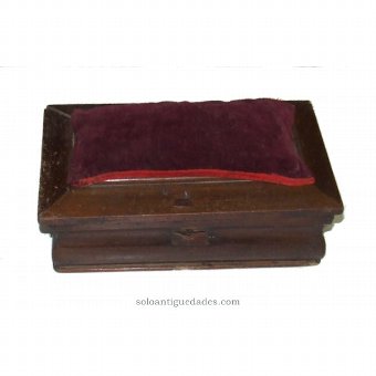 Antique Sewing box with outer pad