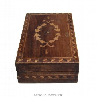 Antique Antigua collection box inlaid with floral decoration