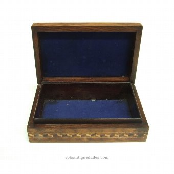 Antique Antigua collection box inlaid with floral decoration