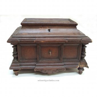 Extraordinary collection box