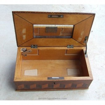 Antique Box - sewing with inlaid decoration