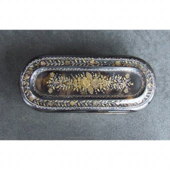 Antique Snuff Box inlaid with gold