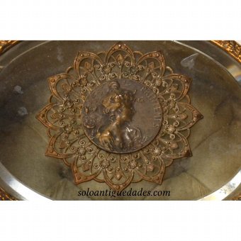 Antique Cameo jewelry box decorated with starry