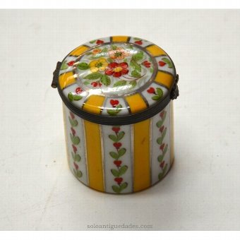 Antique Limoges porcelain box