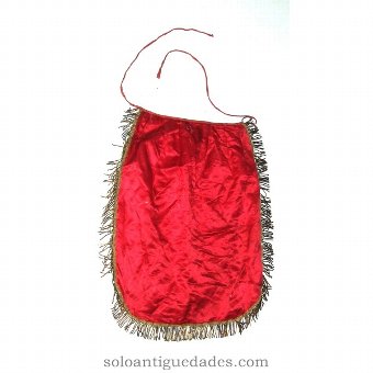 Regional apron lions