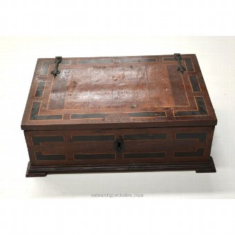 Wooden box with inlaid geometric