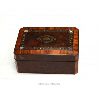 Case Bull marquetry jewelry