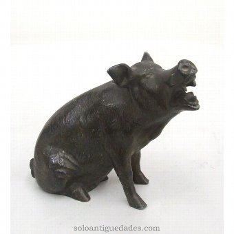 Bronze sculpture boar