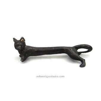 Bronze figure covered cat support