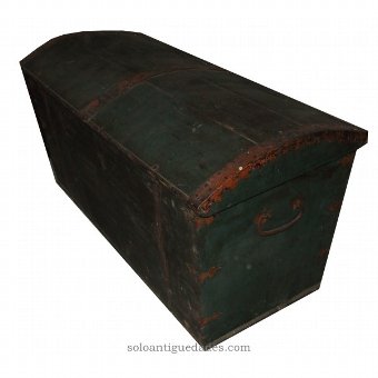 Antique Polychrome wooden chest