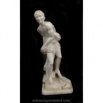 Playing Bernini sculpture