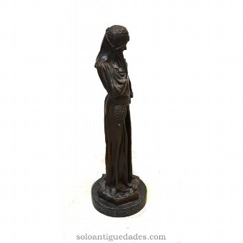 Antique Muslim woman bronze sculpture