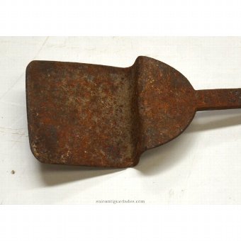 Antique Pala iron kitchen hook shot