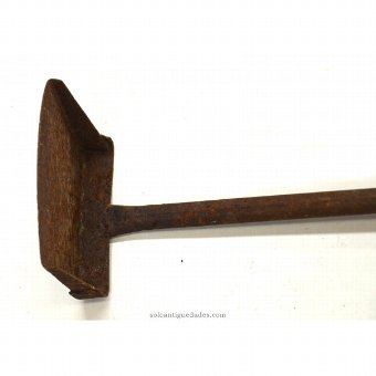 Antique Shovel shaped kitchen dustpan