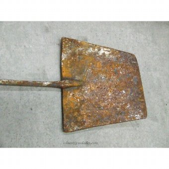 Antique Pala rusty iron cooking