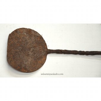 Antique Kitchen shovel straight and circular section shaft, wound at its center