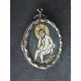 Antique Medallion nineteenth century reliquary type.