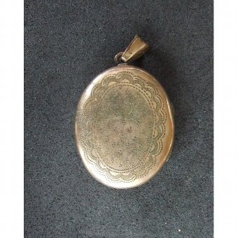Antique Medallion locket type. Virgin with Cherubim