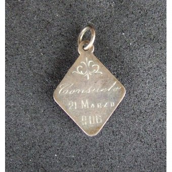 Antique Medallion with the inscription "Consuelo March 21 906"