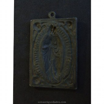 Antique Pewter medallion with an image of the Virgin