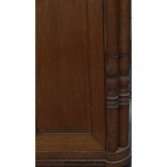 Antique Side Cabinet with double columns