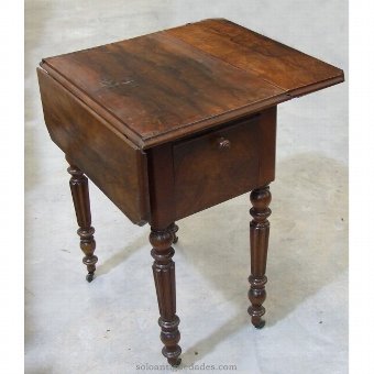Antique Rectangular Pembroke table with extension wings