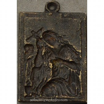 Antique Bronze medal with religious mediorrelieve