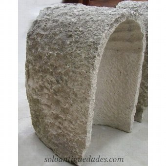 Antique Limestone Niche