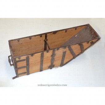 Antique Instrument for measuring a bushel