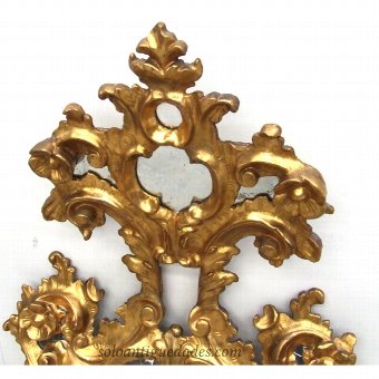 Antique Rococo Cornucopia with small mirrors on the crest and side