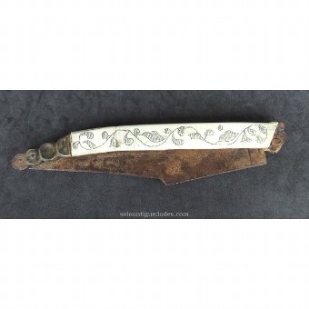 Antique Knife with metal blade