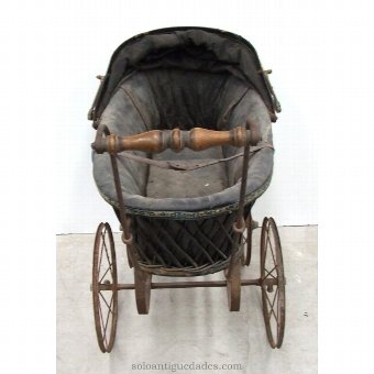 Antique Baby carriage