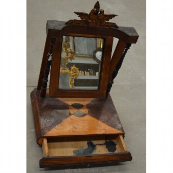 Antique Vanity mirror surmounted with two birds carved together by the peak