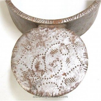 Antique Wainscot with circular handle decorated pot
