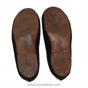Antique Traditional black girl shoes