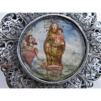 Antique Medallion in silver filigree with Virgen del Rocío