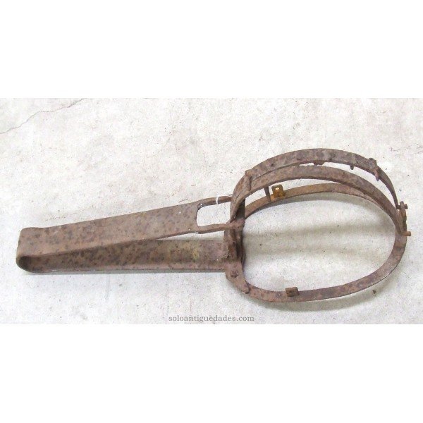 Antique Bough with welded ring on the bottom